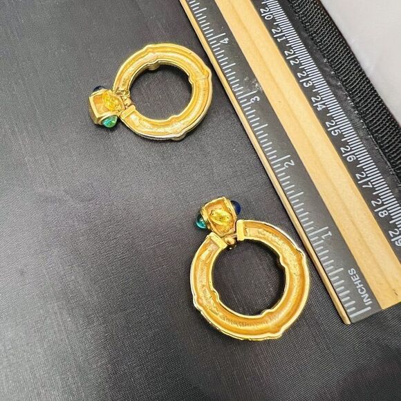 Vintage Mogul Jewels Gripoix Dangle Door Knocker Gold Red Blue Green Earrings - Picture 9 of 10